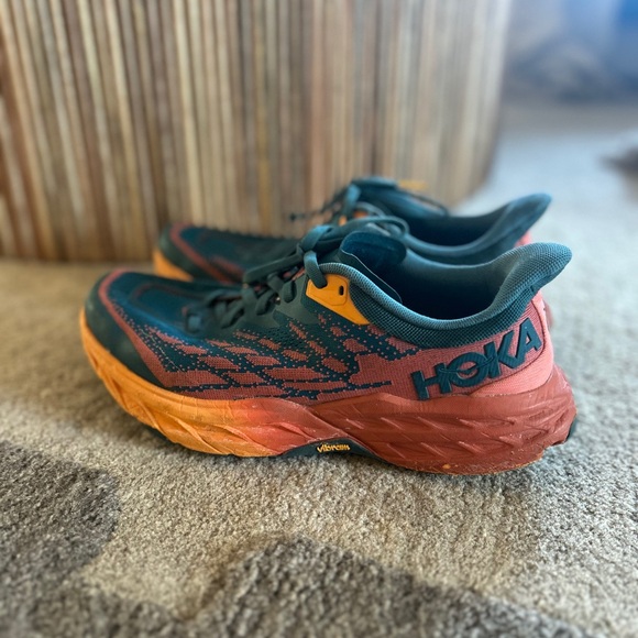 HOKA Speedgoat 5 Trail Running Sneaker - Women’s Size 9 - Picture 13 of 16